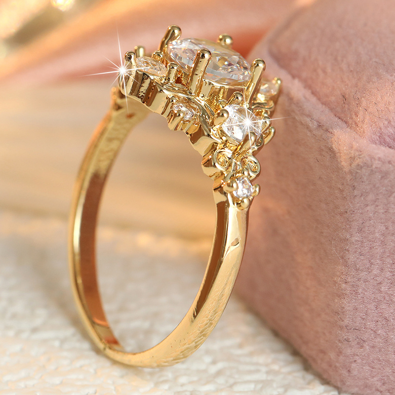 Ladies' Premium Luxury Vintage Wedding Ring, Vine Pattern Design